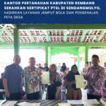 Kantor Pertanahan Kabupaten Rembang Serahkan Sertipikat PTSL di Sendangmulyo, Hadirkan Layanan Jemput Bola dan Pengenalan Peta Desa
